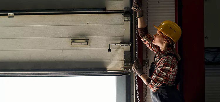 Addressing Common Garage Door Stoppage Issues in Chicago Heights, IL